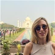 Doble graduada en derecho y administración de empresas con amplia docente en clases ofrece clases de contabilidad, fiscalidad, derecho tributario, análisis de estados financieros y todos los niveles de apoyo escolar (primaria, eso, bachiller y FP)